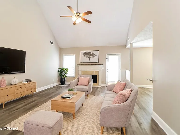 2950 Northcliff Dr — Photo 4
