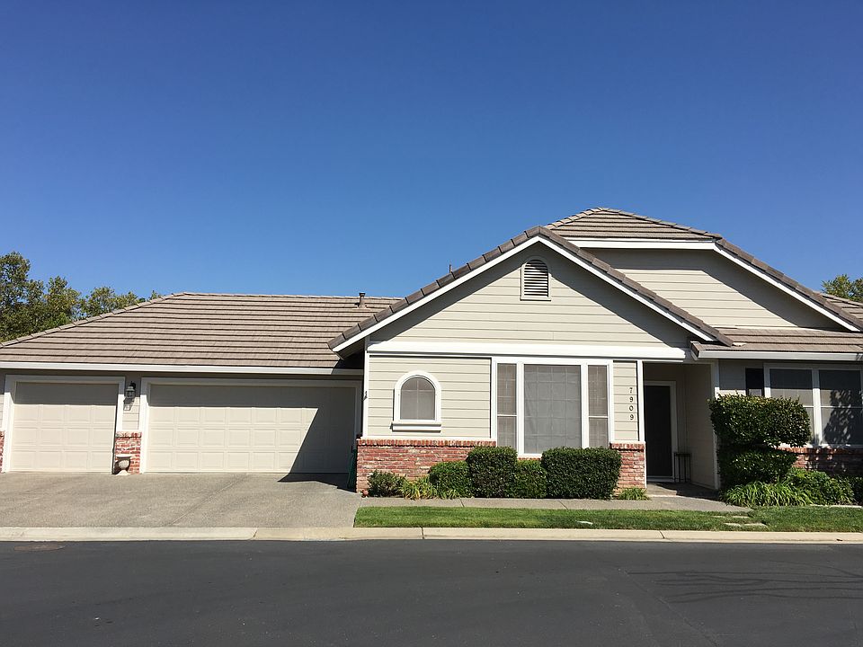 1st image of 7909 Auburn Oaks Village Ln