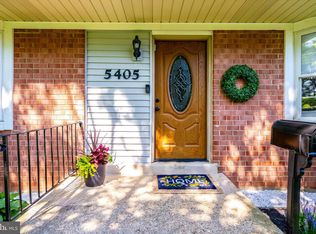 5405 Rolling Rd, Springfield, VA 22151