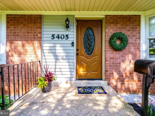 5405 Rolling Rd, Springfield, VA 22151