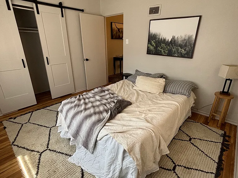 2112-2114 Russell Blvd #2112C — Photo 7