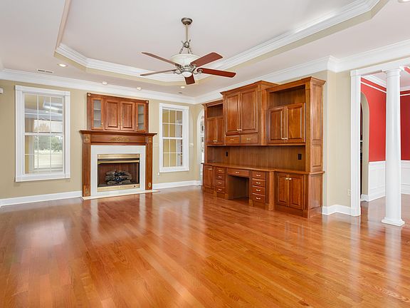 5th image of 288 Plantation Springs Dr