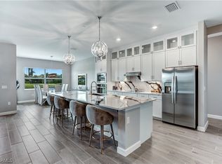 17110 Serengeti Cir, Alva, FL 33920