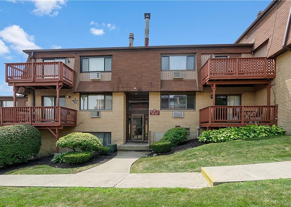1st image of 322 Richard Ct