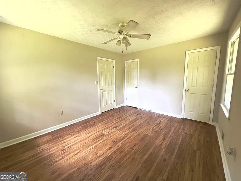1140 Barber Creek Dr — Photo 16
