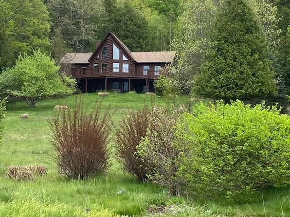 162 Thompson Rd, Keeseville, NY 12944