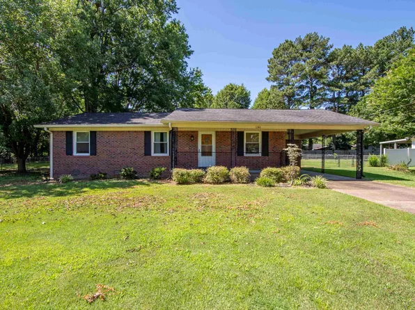 1240 Main St E, Savannah, TN 38372