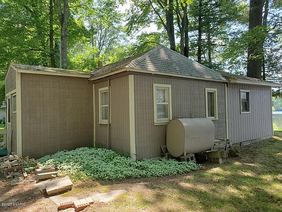 5th image of 5985 S Whalen Lake Dr