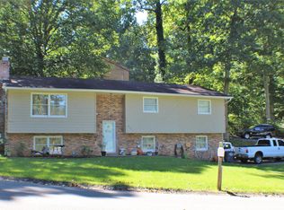 601 Blue Haven Dr, Kingsport, TN 37663