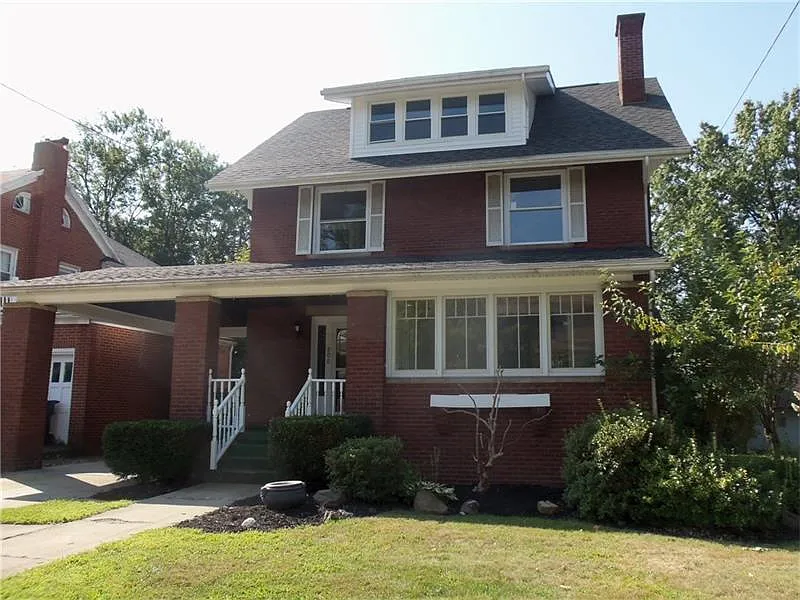 906 Alcoma St photo 1