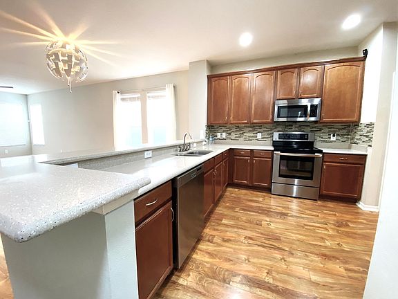 3rd image of 14668 Whittridge Dr