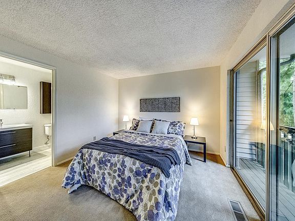 3rd image of 1307 Kings Pl NW