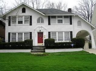 19937 Frazier Dr, Rocky River, OH 44116