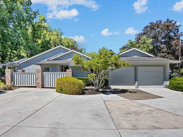 8670 SW Carmel Cir, Wilsonville, OR 97070