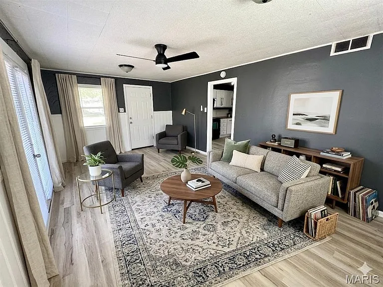312 Joy Dr — Photo 21