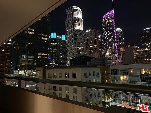 5th image of 600 W 9th St APT 1011