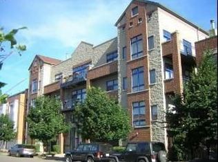 2251 W Saint Paul Ave #P4, Chicago, IL 60647