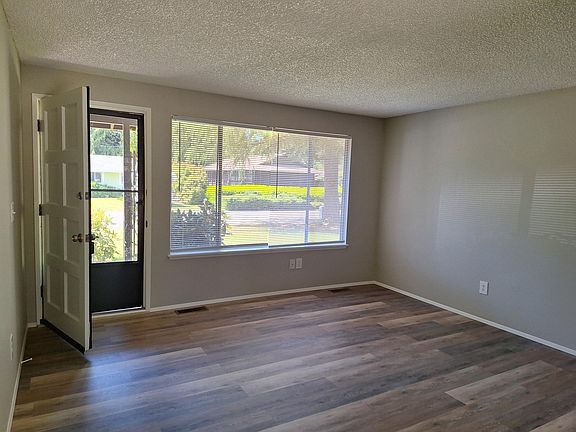 2nd image of 265 NE Silver Pine Dr