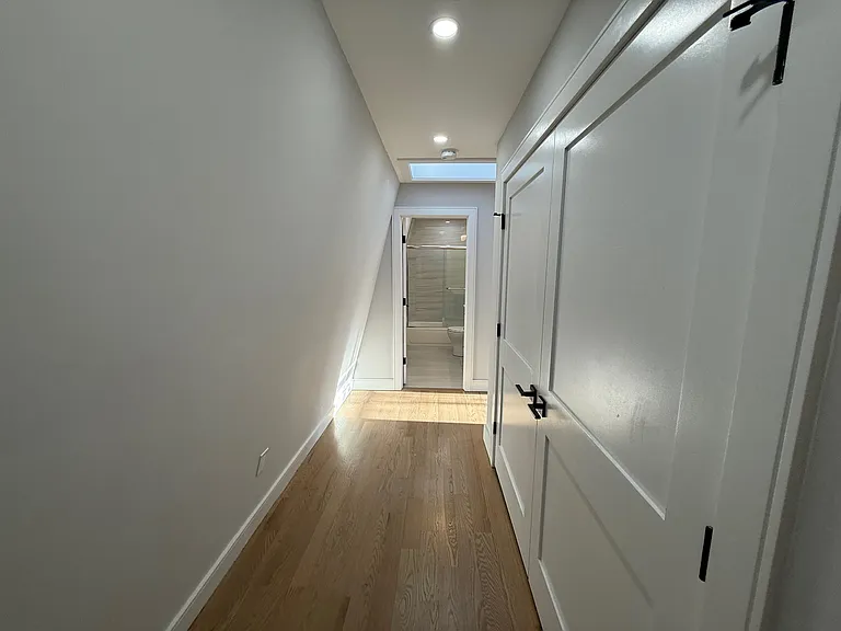 154 Trenton St #3B — Photo 14