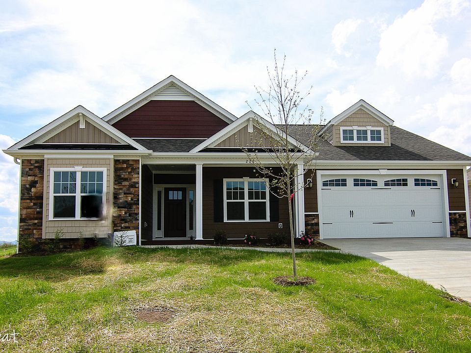 1st image of 226 Mountian Brook Dr