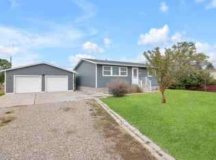 930 Sierra Rd W, Helena, MT 59602