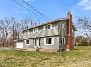 35 Morewood Dr, Pittsfield, MA 01201