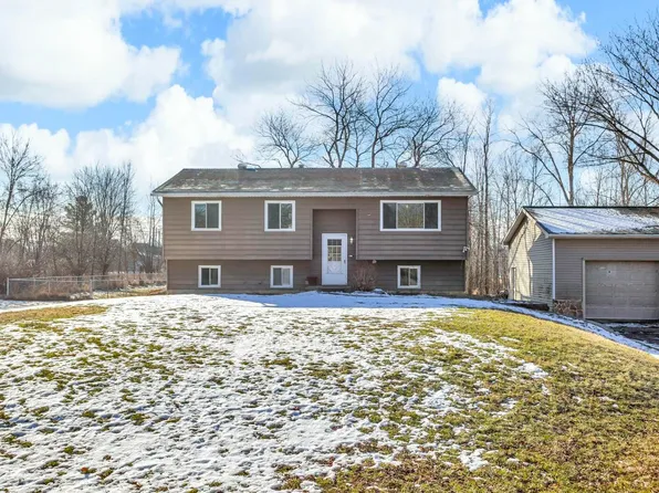 4419 N Lake Rd, Clarklake, MI 49234