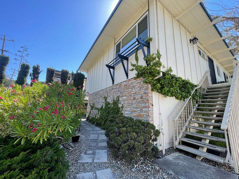 1st image of 2700 Melendy Dr APT 1