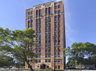 7300 Venture, Chicago, IL 60649