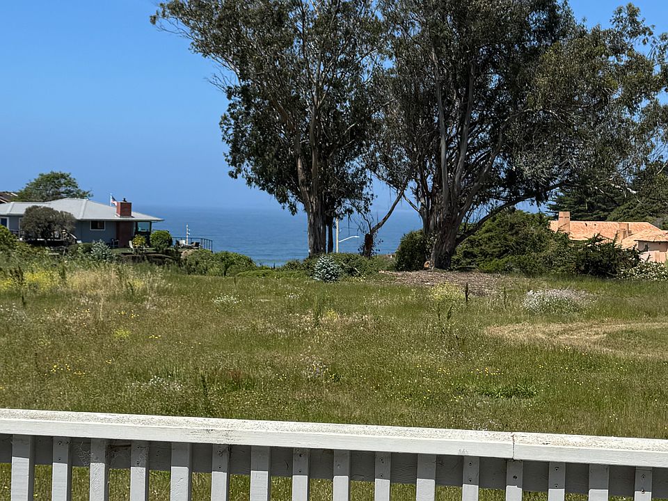 1st image of 133 Holiday Dr