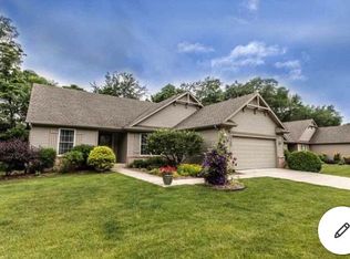 18100 Annettas Ct, South Bend, IN 46637