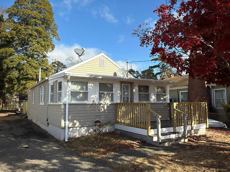 1st image of 705 McKinley Ave