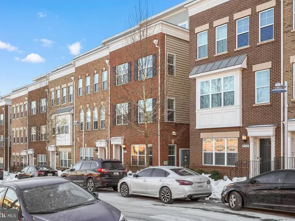 4711 Cherokee St, College Park, MD 20740