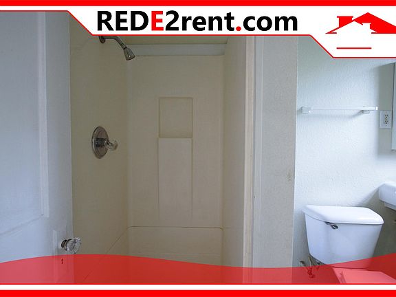 5th image of 620 Chestnut St APT 3