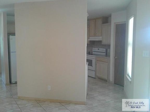 5th image of 14304 Melissa Ln