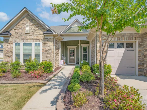 3087 Bartlett St, Fort Mill, SC 29715