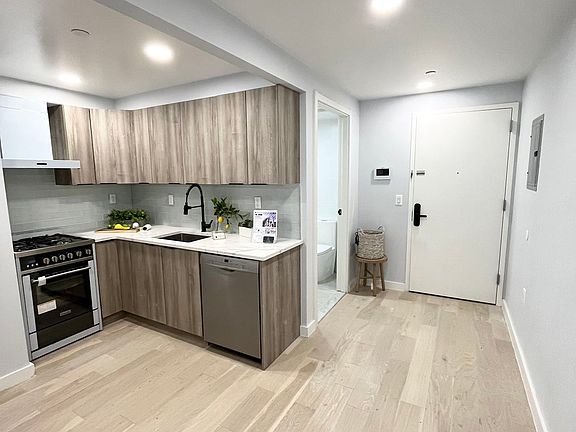 4th image of 37-32 89th St #2C