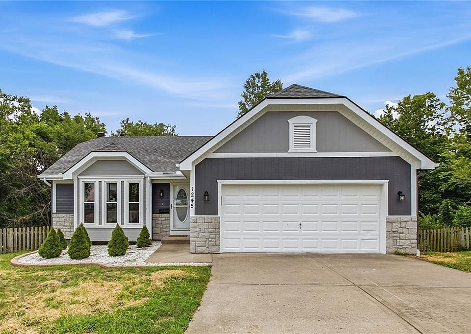 1st image of 1245 Mockingbird Ln