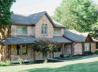 3280 Highridge Dr, Taylor Mill, KY 41015