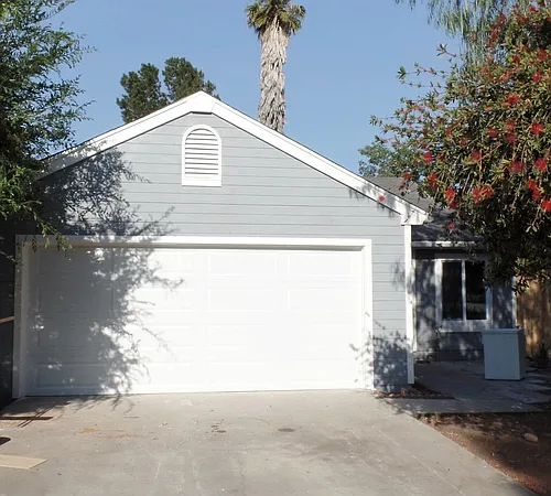 318 Potter St Photo 1