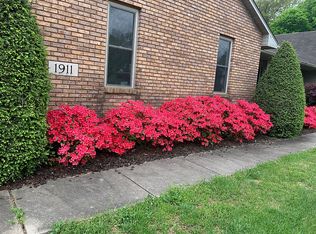 1911 El Rio Dr, Cape Girardeau, MO 63701