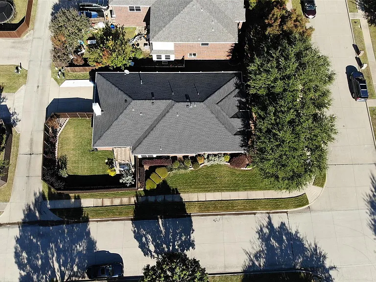 12407 Hawk Creek Dr — Photo 31