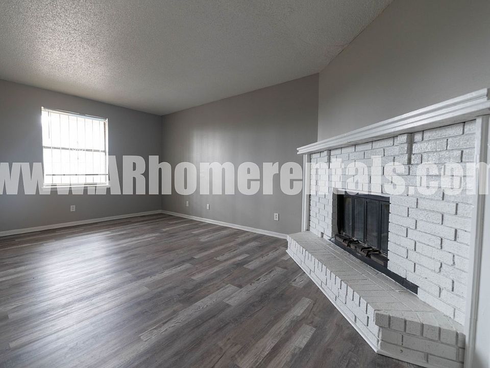 1st image of 15 Meredith Ct APT 2