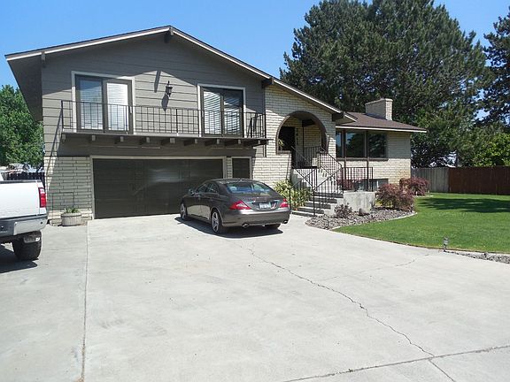 5th image of 2612 W Klamath Ave