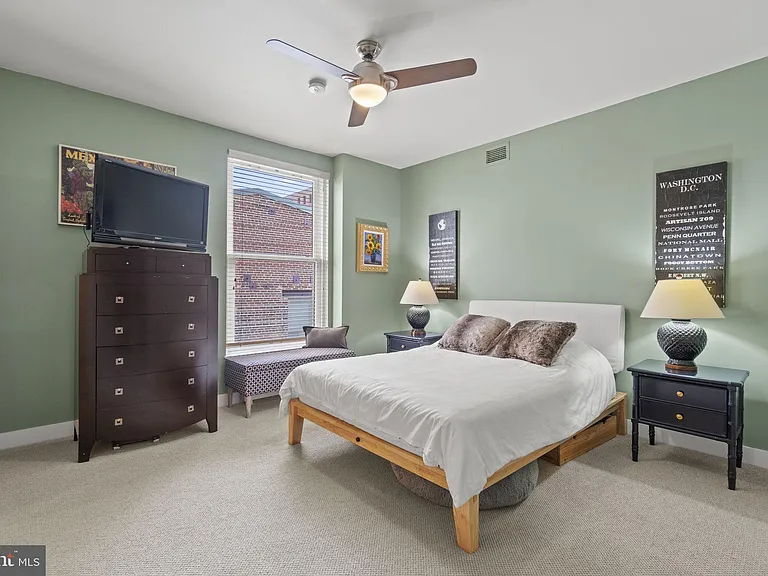 675 E St NW #500 — Photo 15