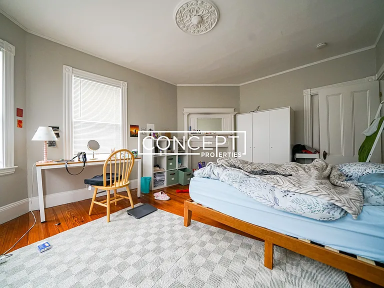 21 Sparks St #1B — Photo 11