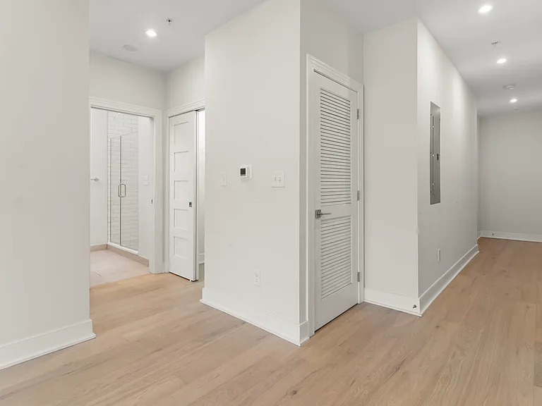 3016 Dumbarton St NW #401 — Photo 12