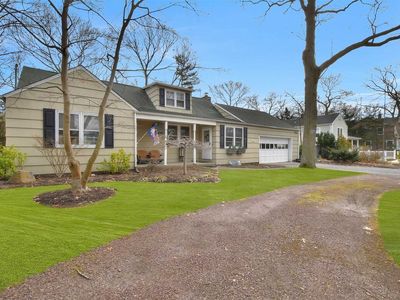 554 Ackerson Blvd, Brightwaters, NY 11718 | Zillow