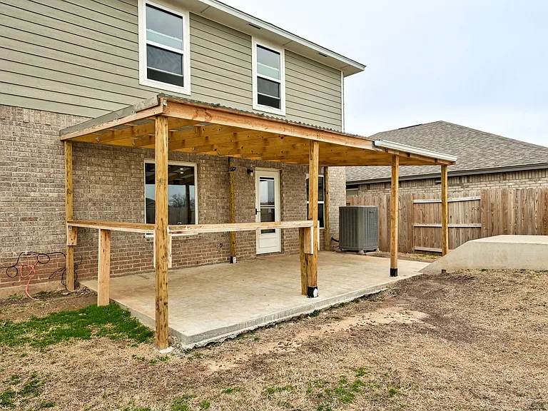 1609 Maroon Dr — Photo 45