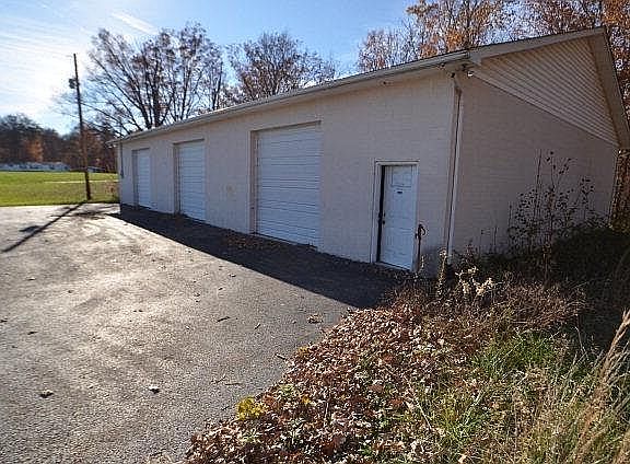 front entrance with 2 water 